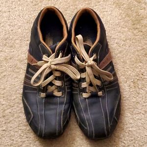 Skechers brown 9 shoes